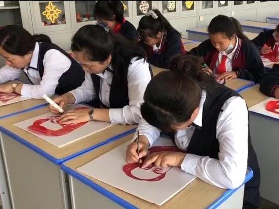 1624924657452074815.jpg 2.jpg