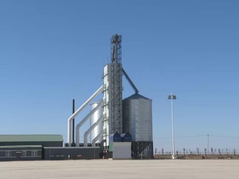 1635902768261074788.jpg 2.jpg