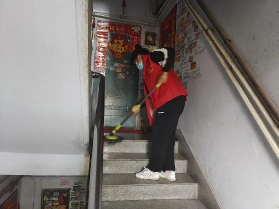 1656375965745017792.jpg 3.jpg