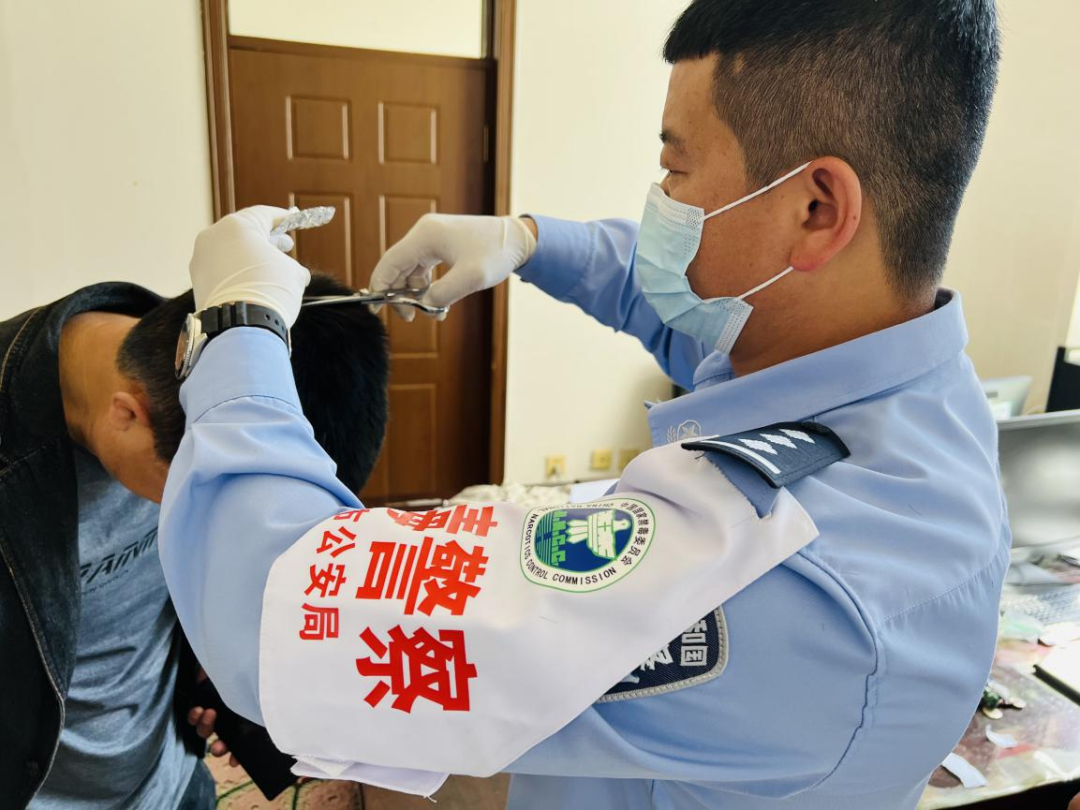 1662077760137068304.png 2.png