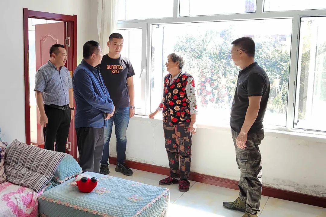 1663032242716015279.jpg 2.jpg