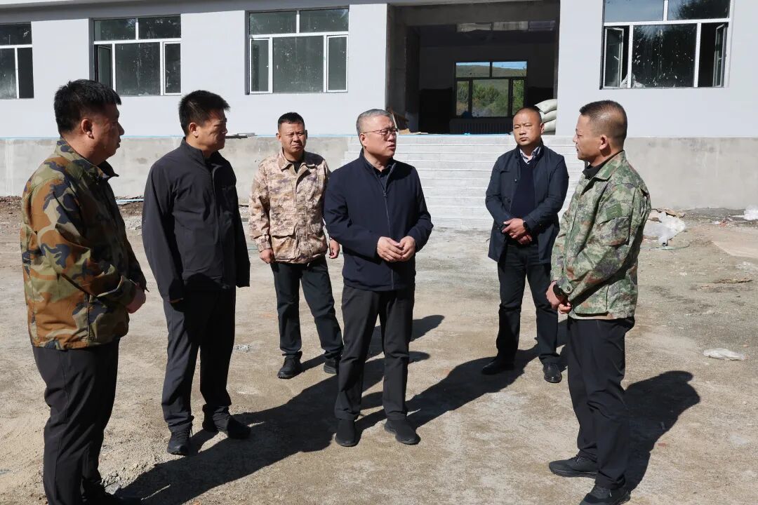 1759976121419074118.jpg 03.jpg