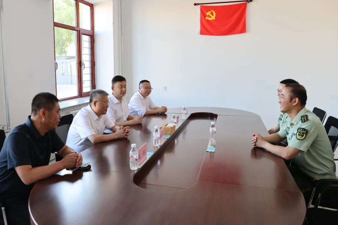 1702541957260061728.png 图片1.png